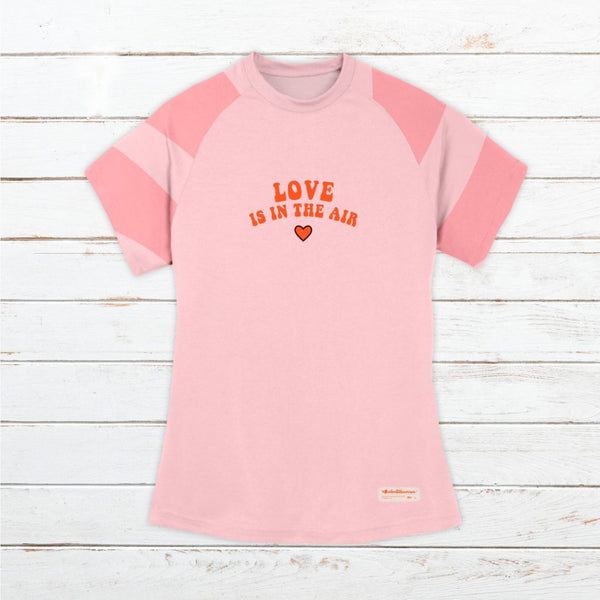 Camiseta técnica mujer #Loveisintheair
