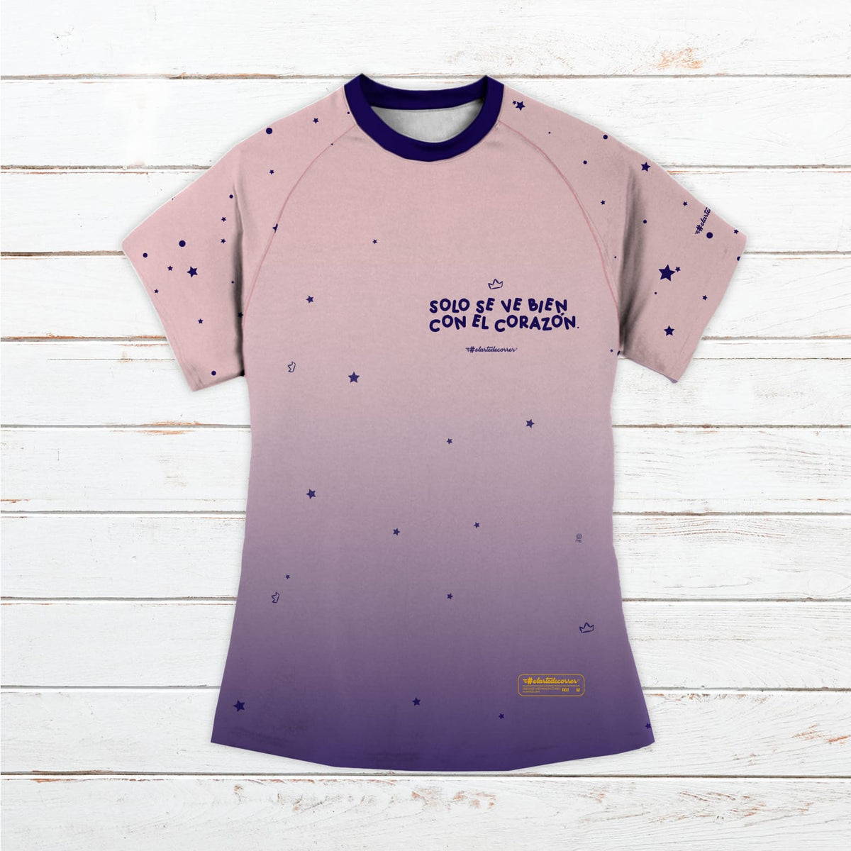 Camiseta técnica mujer #SoloSeVeBienConElCorazon